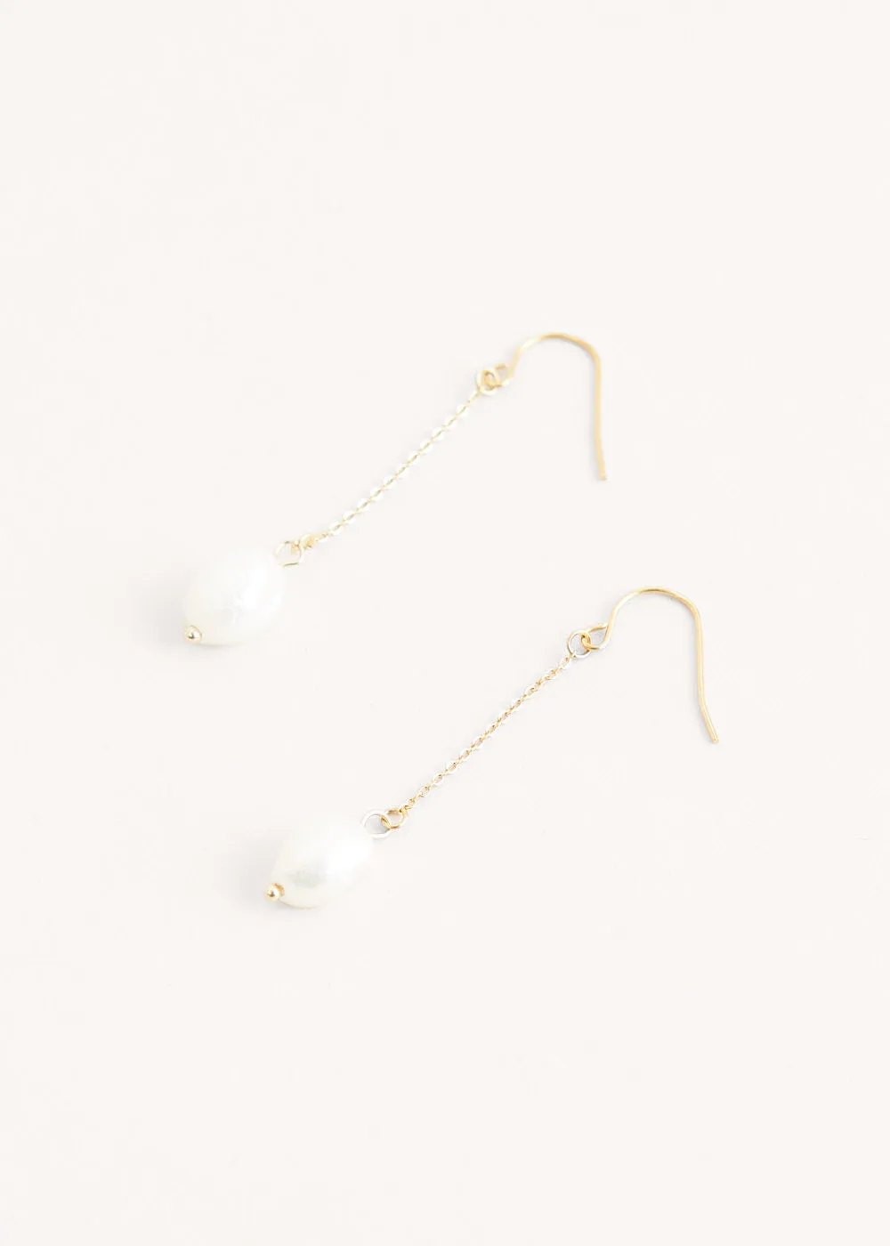 AMELIA GOLD PEARL DROP EARRINGS