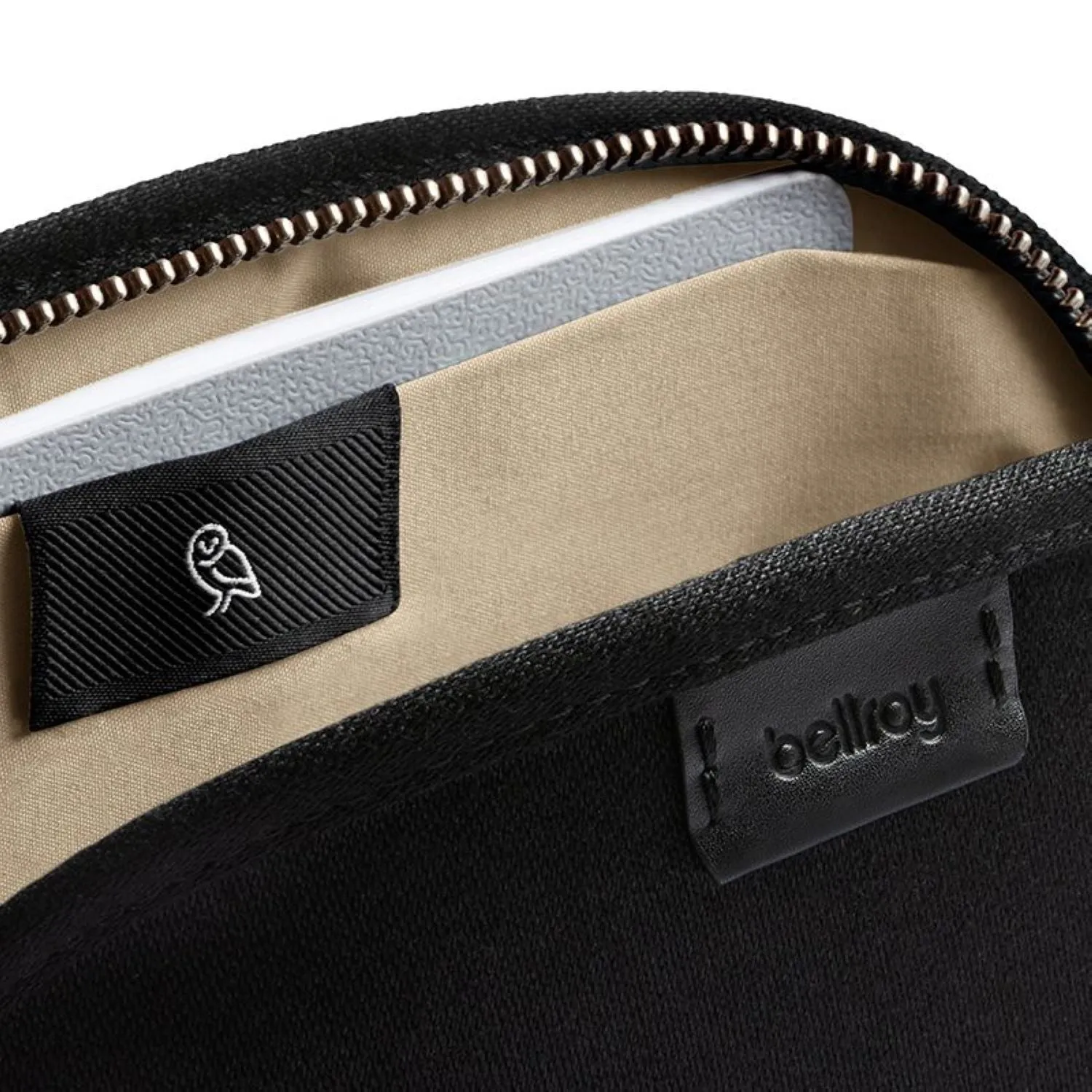 Bellroy Classic Pouch