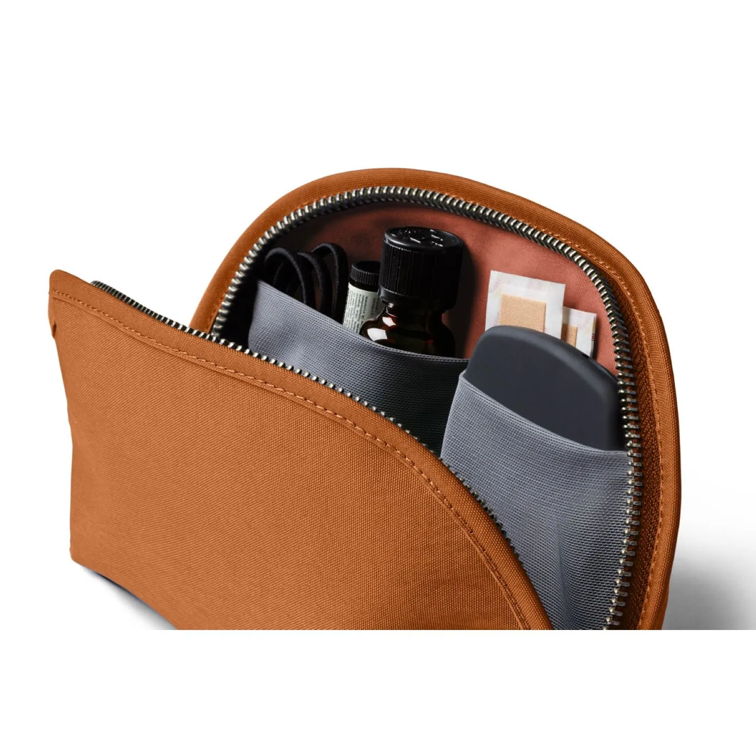 Bellroy Classic Pouch