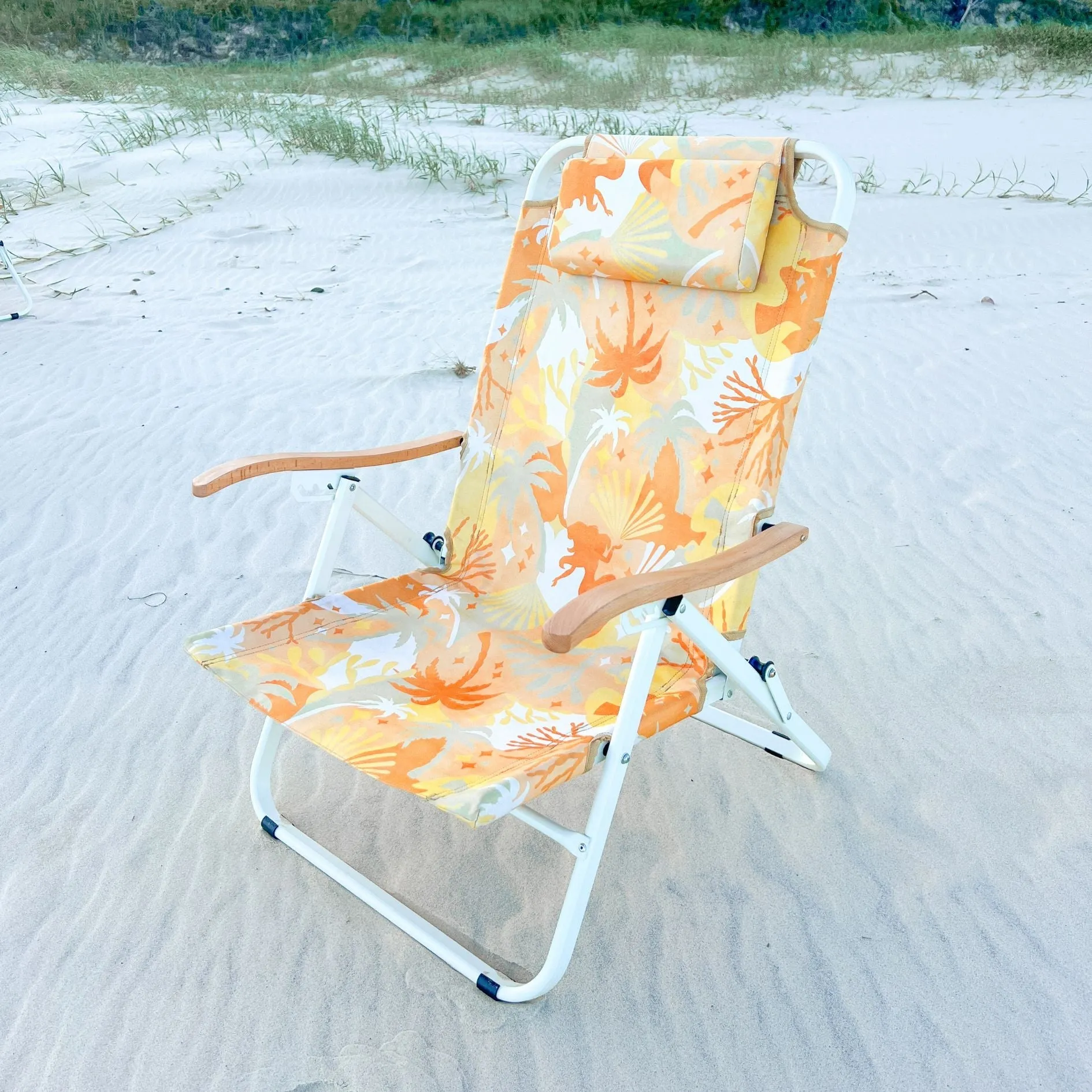 Hideaway Reclining Beach Chair