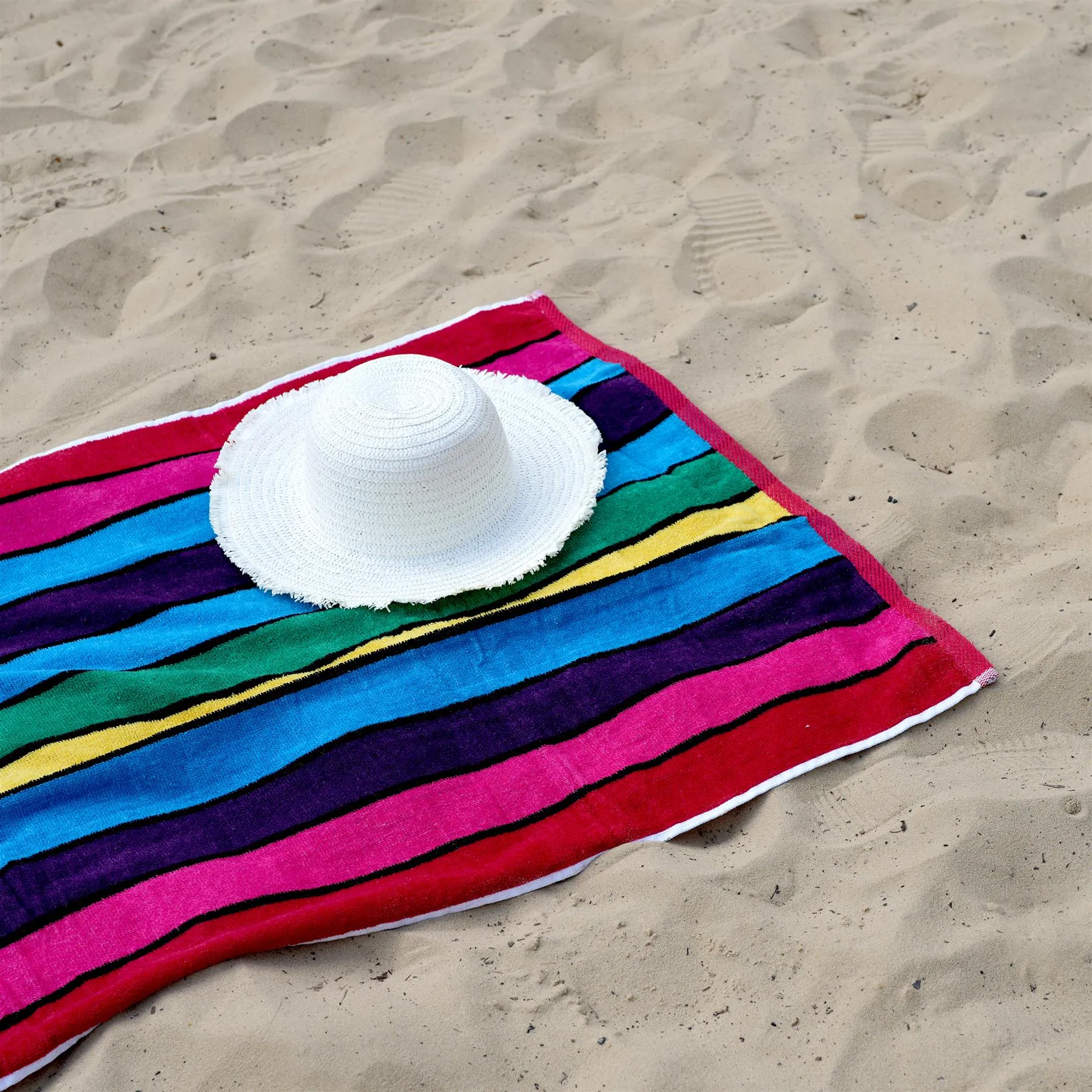 Large Velour Striped Beach Towel (Crimson Skyline)