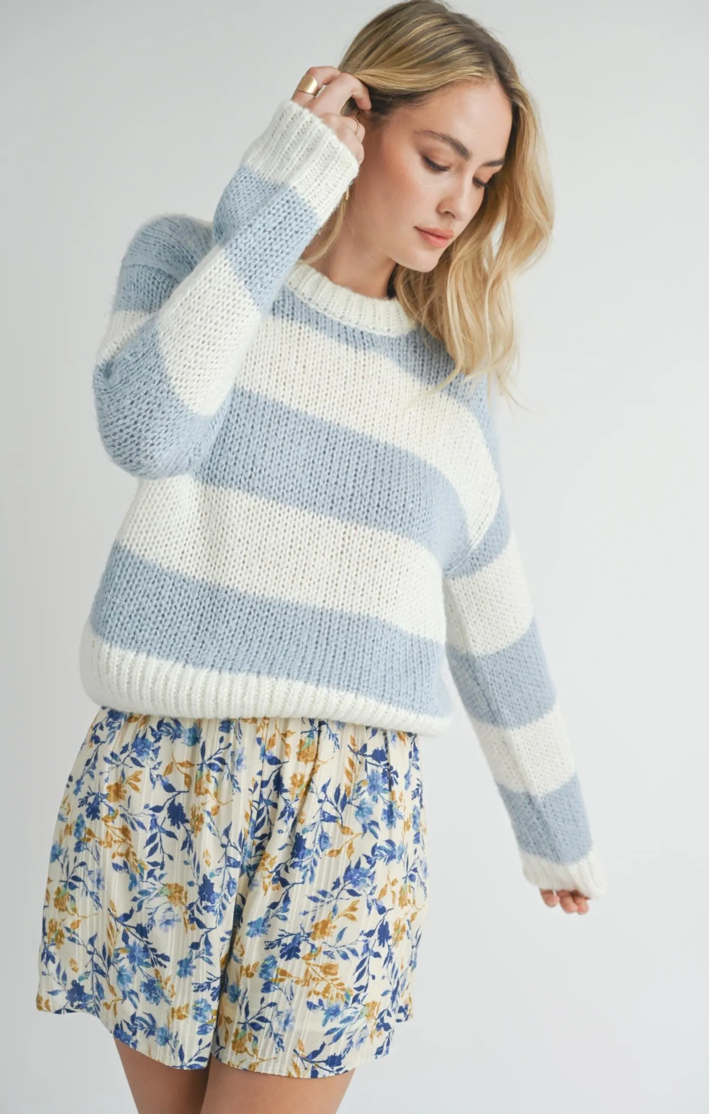 RELAXED STRIPE BEACH SWEATER